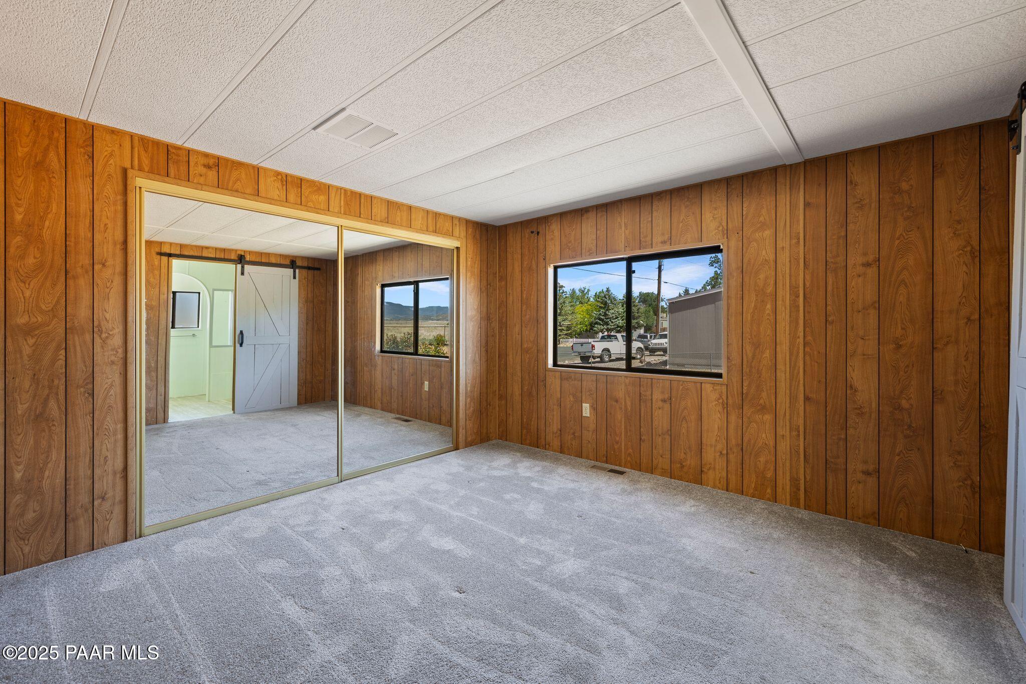 6131 N Cattletrack Road