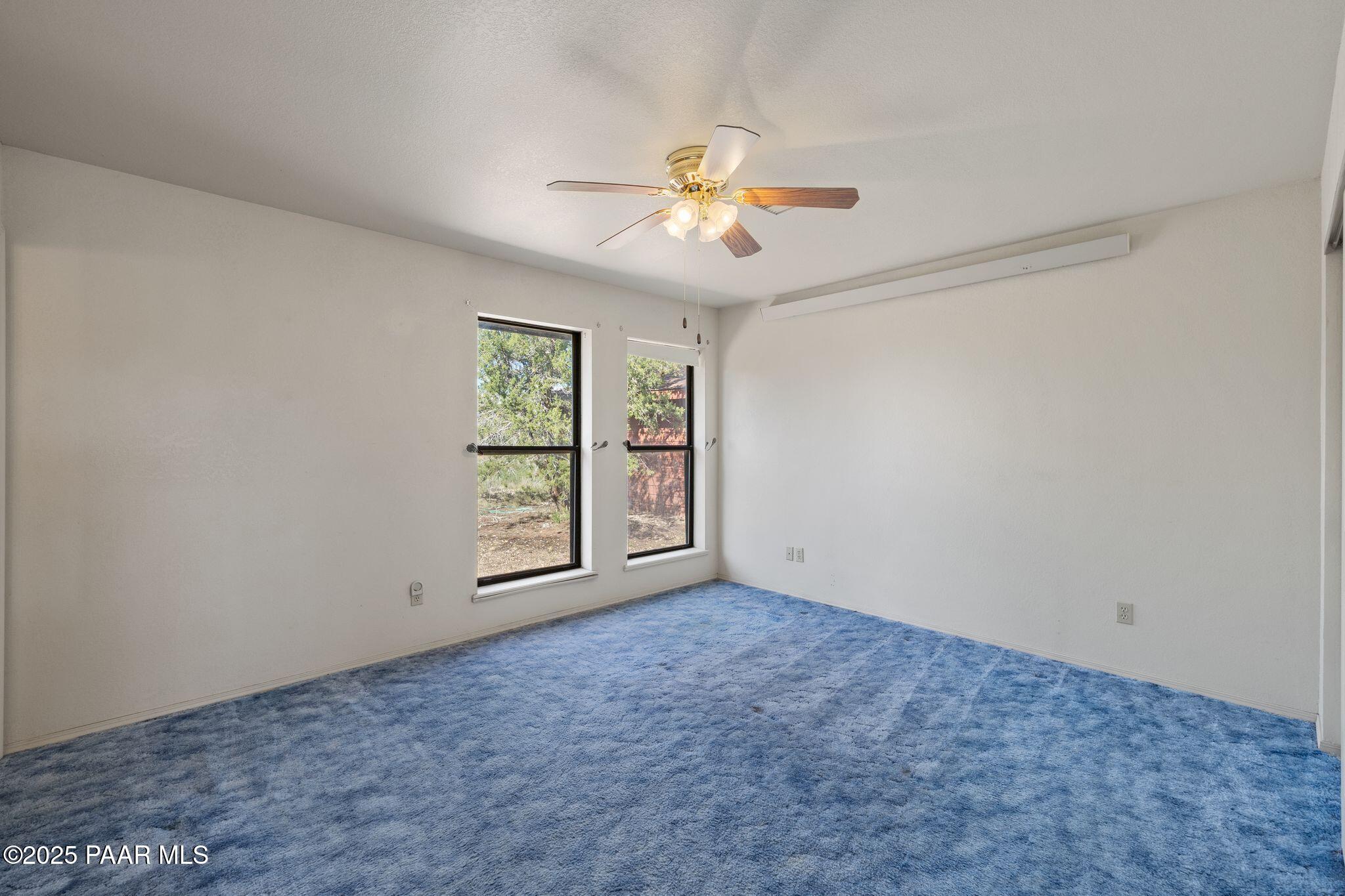 780 W Gina Marie Boulevard