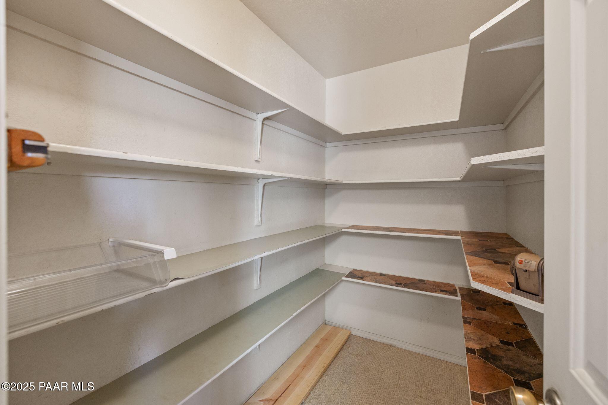 780 W Gina Marie Boulevard