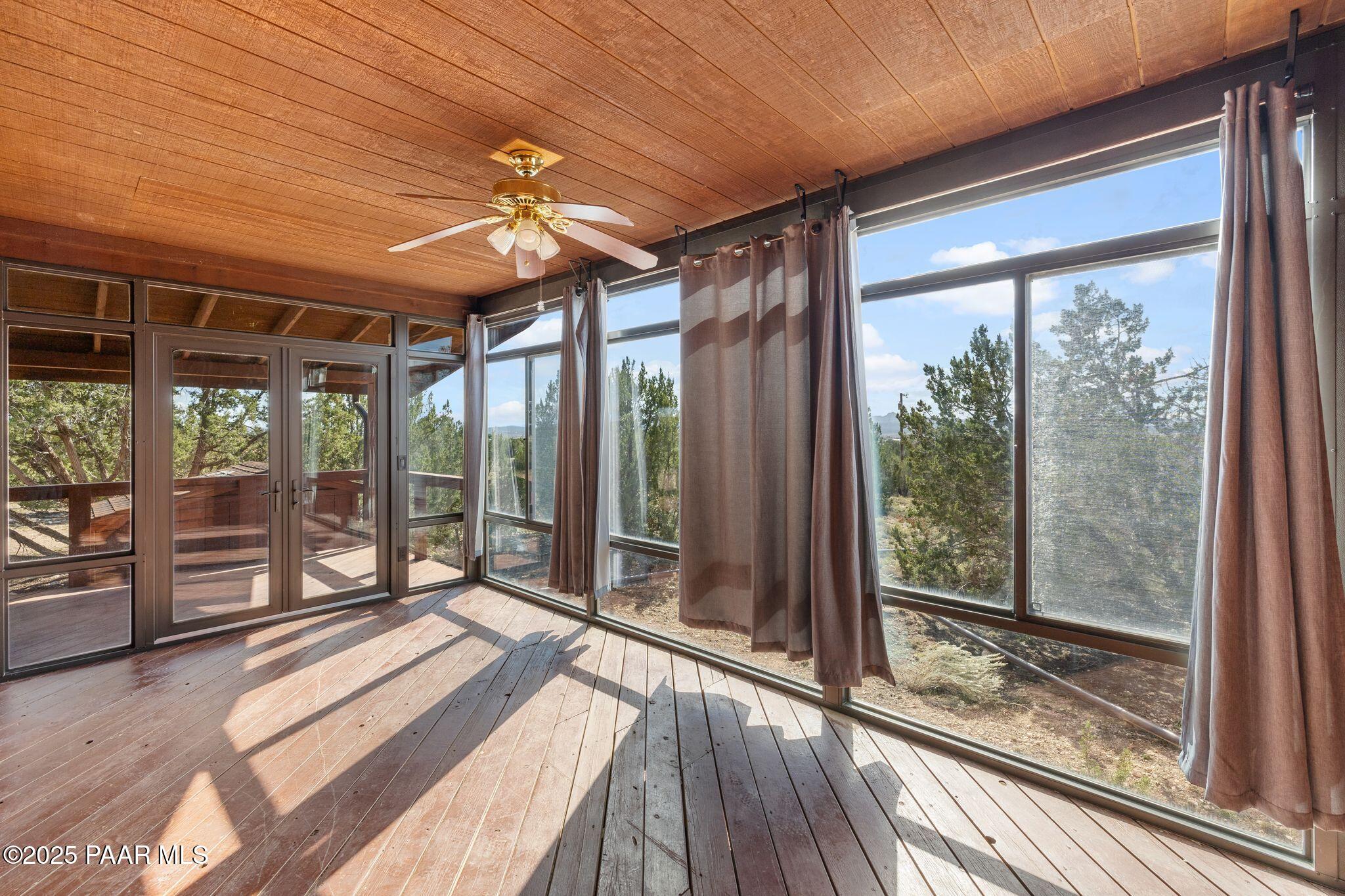 780 W Gina Marie Boulevard