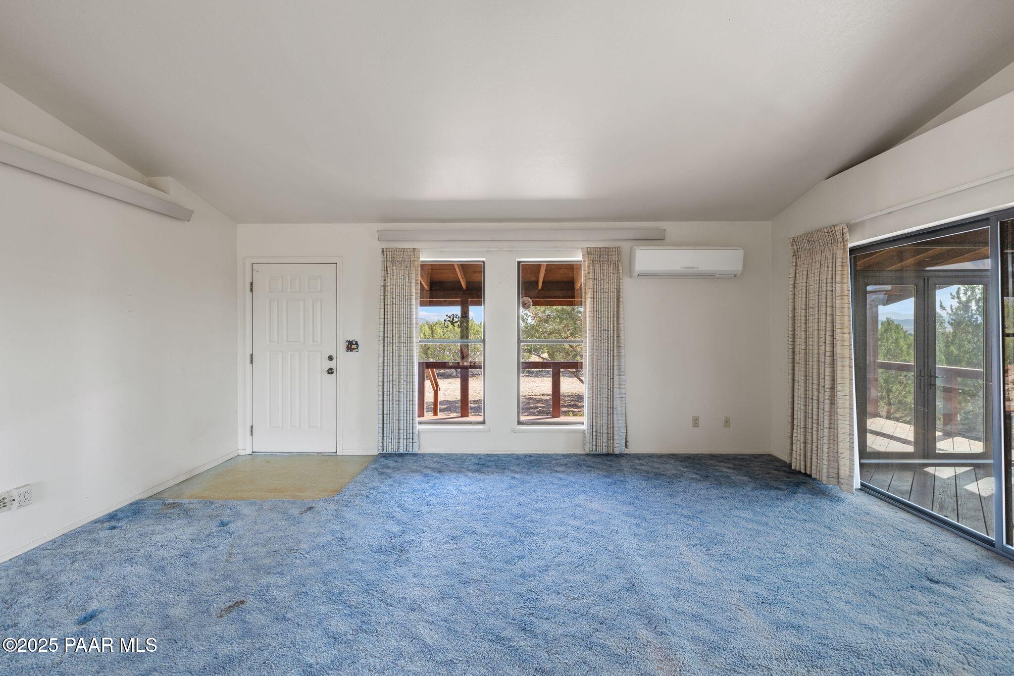 780 W Gina Marie Boulevard