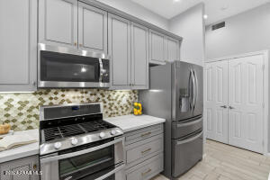 15105 W Greystone Drive