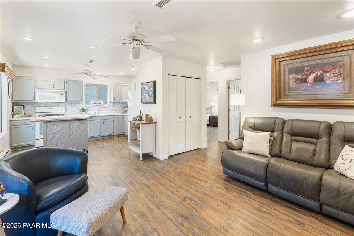 1388 E Pine Ridge Drive