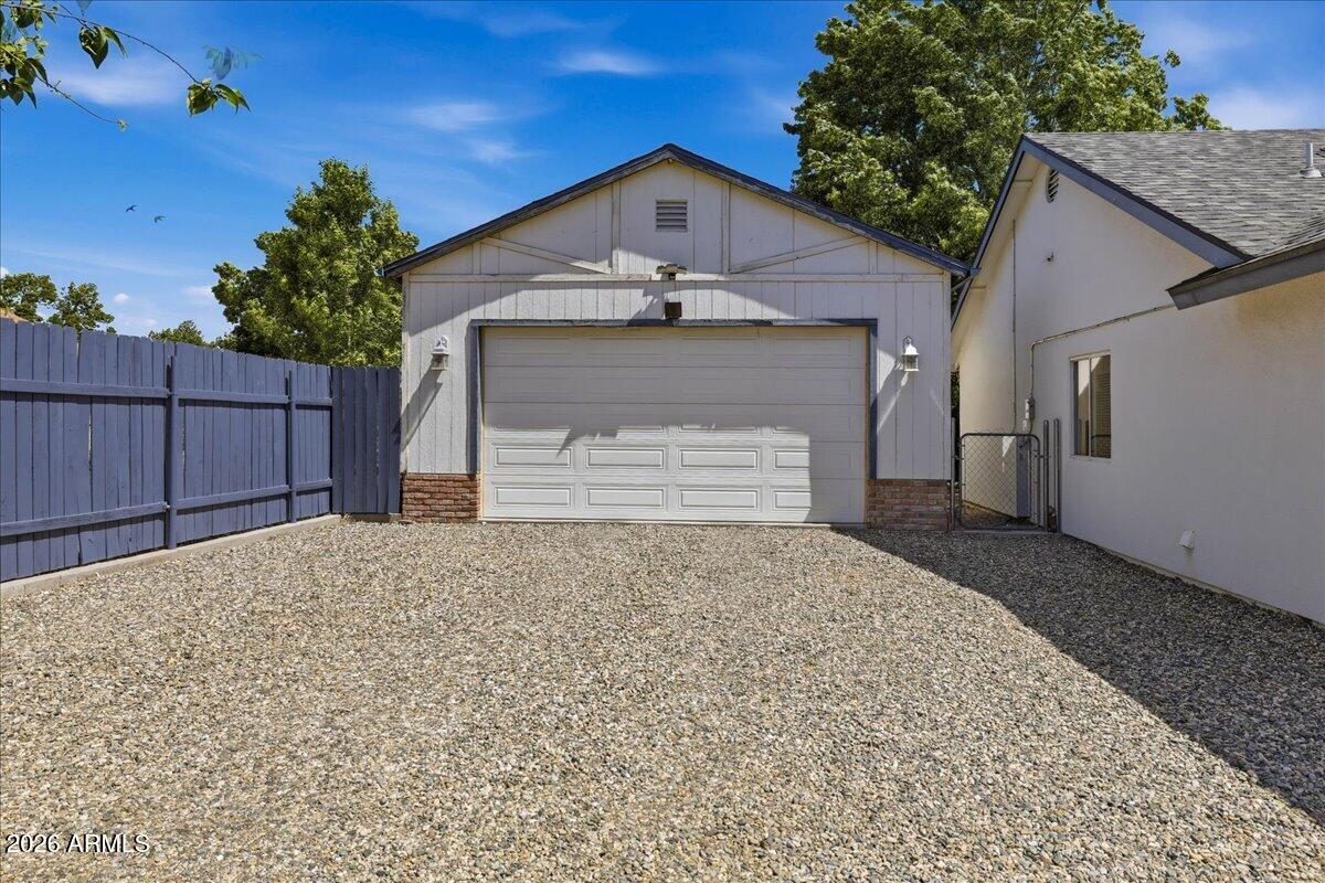 7216 E LONG LOOK Drive