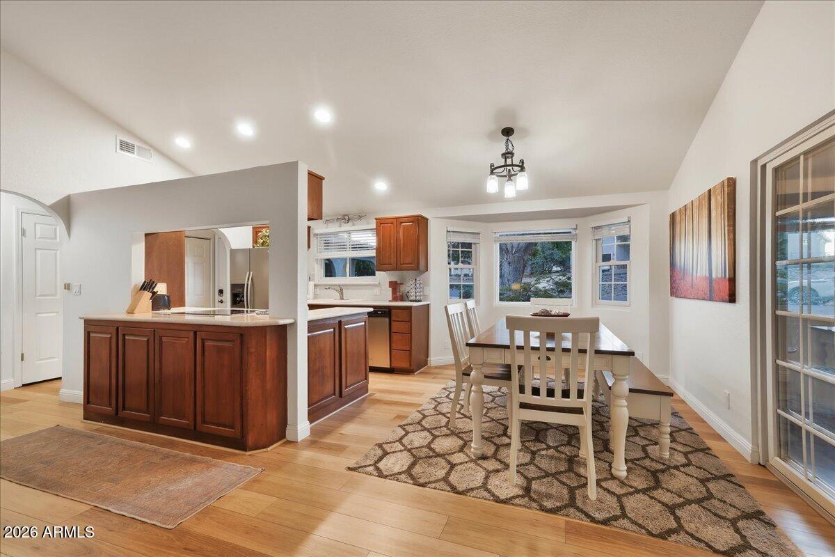 635 N CORRAL Circle