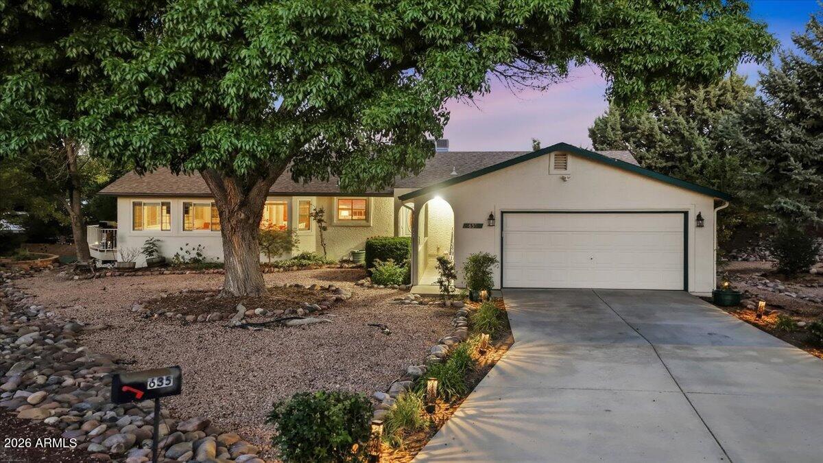 635 N CORRAL Circle