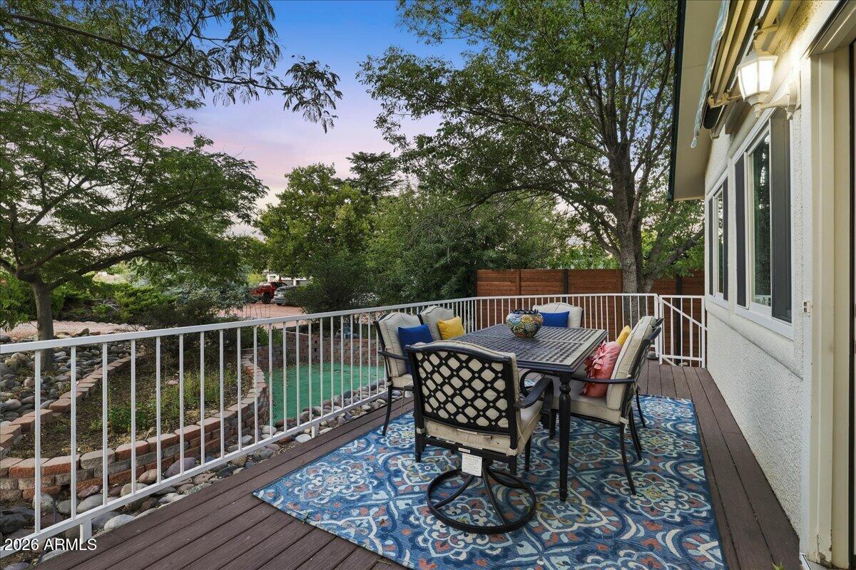 635 N CORRAL Circle