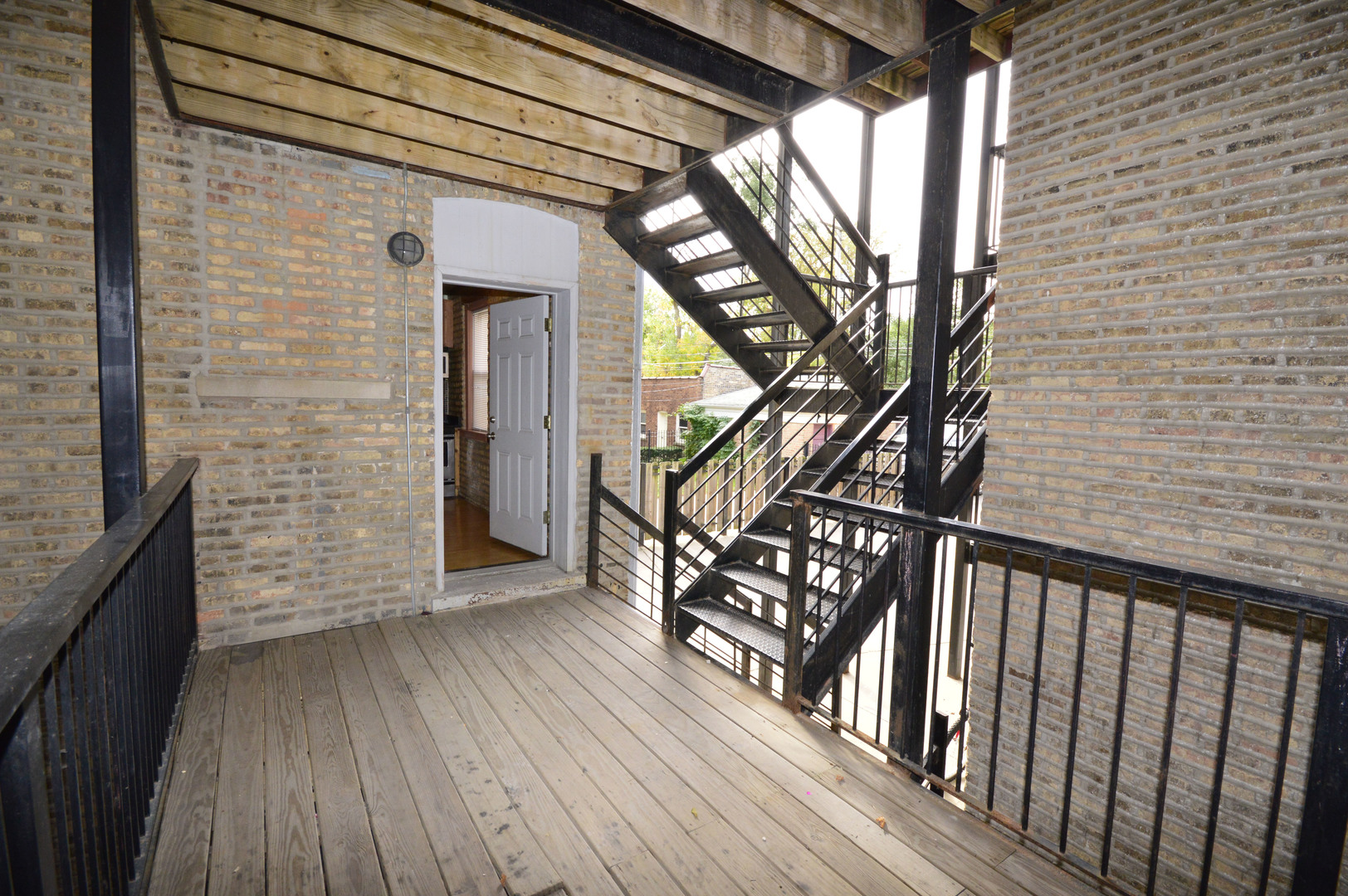 6254 N RICHMOND Street Unit: 1S