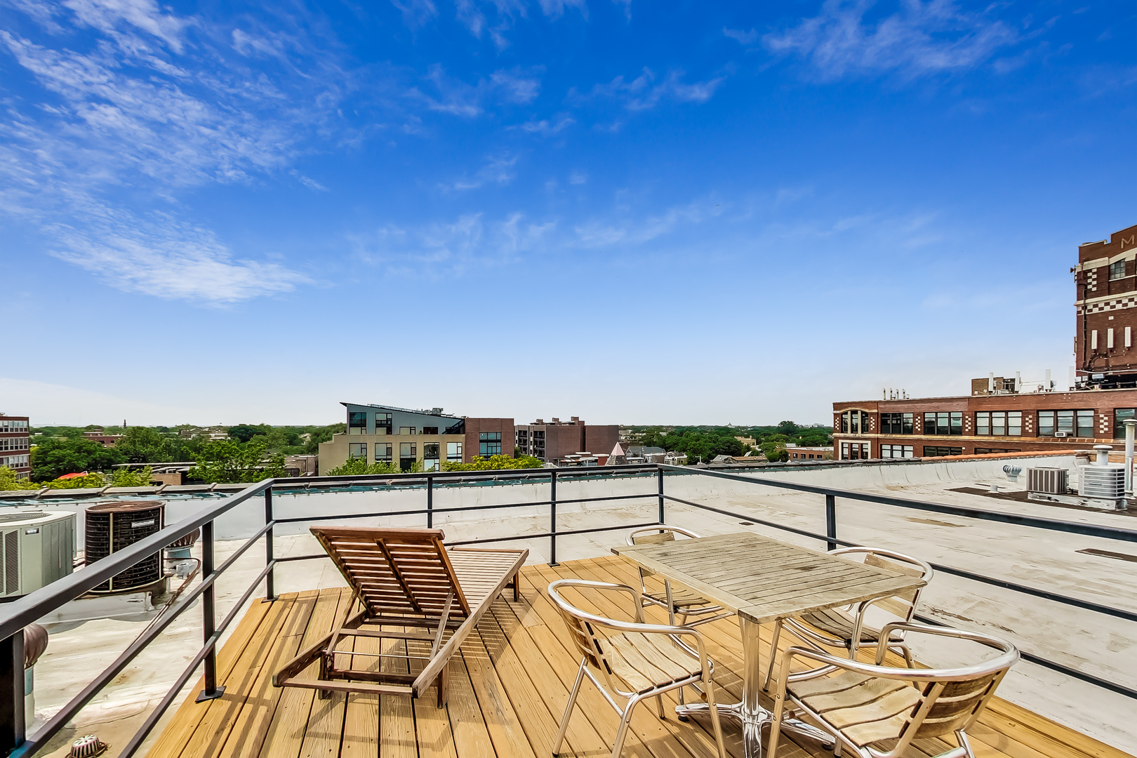 1733 W Irving Park Road Unit: 217