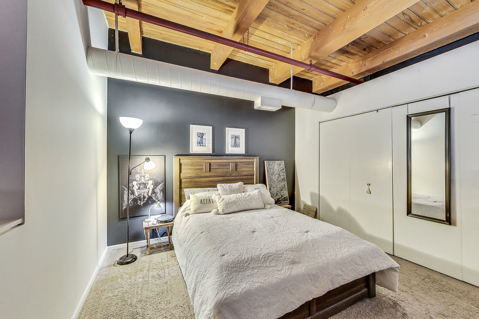 1733 W Irving Park Road Unit: 217