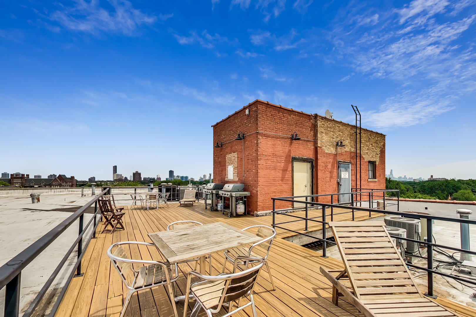 1733 W Irving Park Road Unit: 217