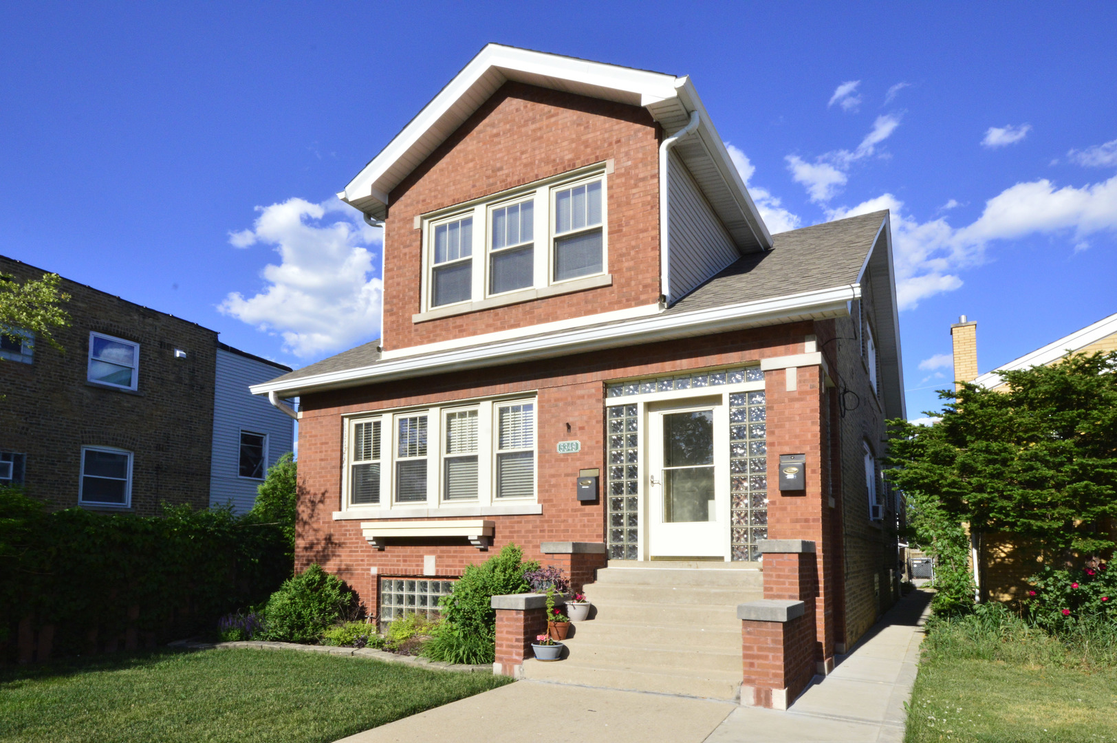 5349 N Lovejoy Avenue