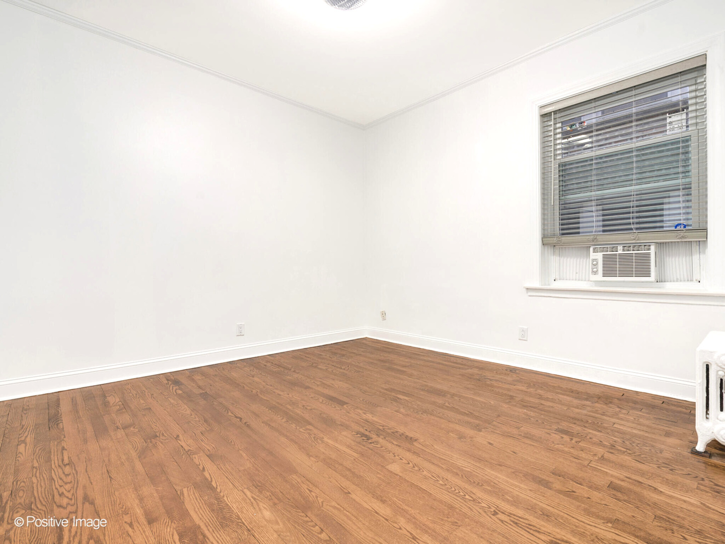 731 W BITTERSWEET Place Unit: 1S