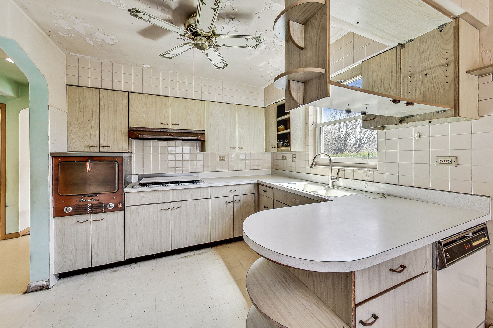 6342 N Natoma Avenue