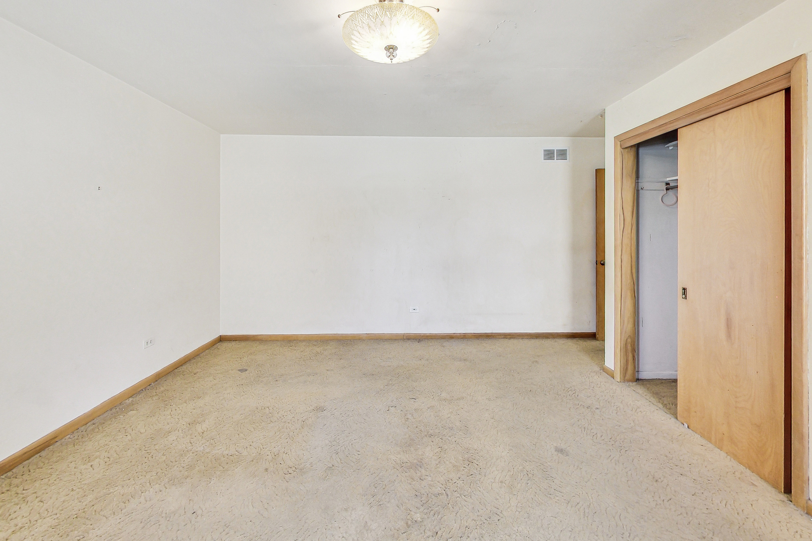 6342 N Natoma Avenue