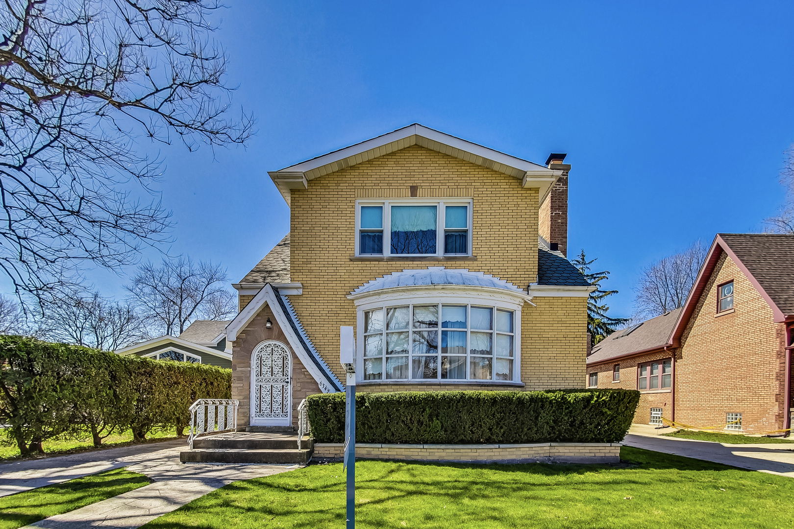 6342 N Natoma Avenue