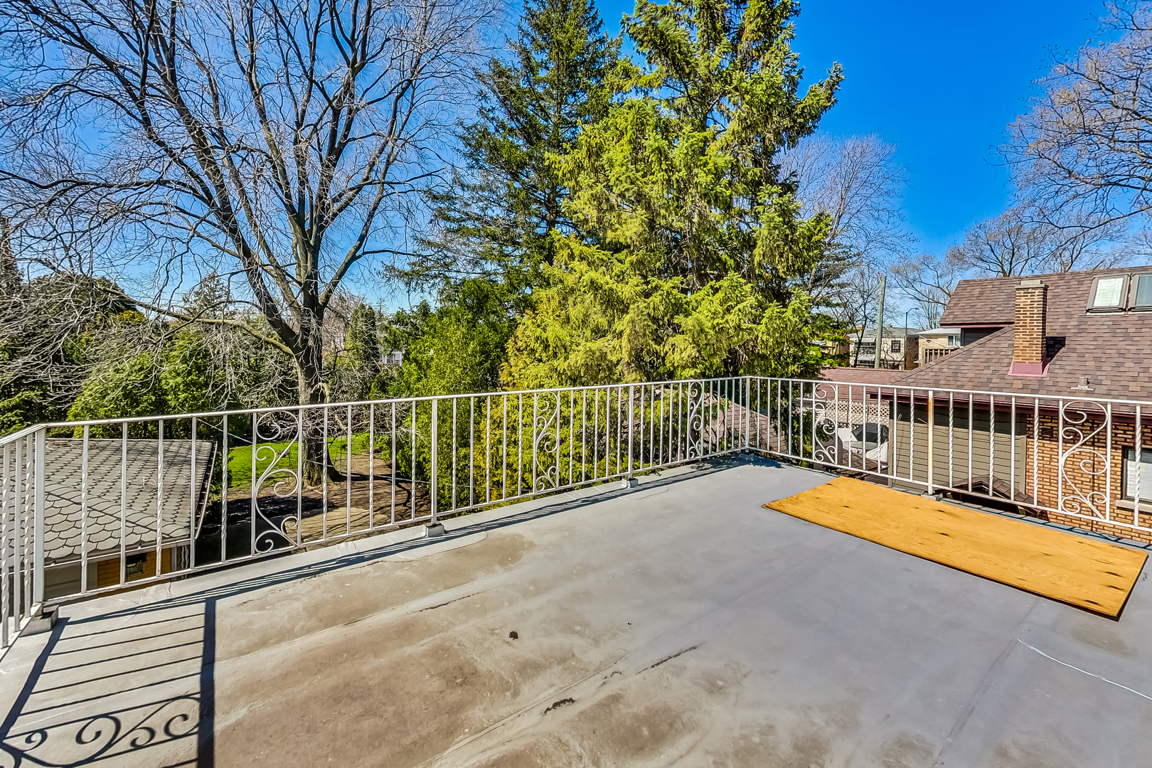 6342 N Natoma Avenue