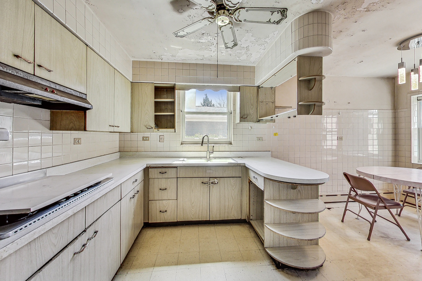 6342 N Natoma Avenue