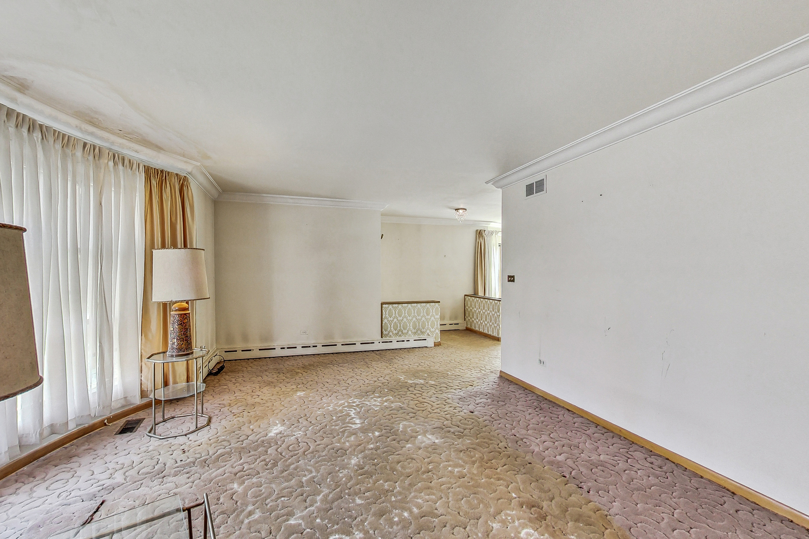 6342 N Natoma Avenue