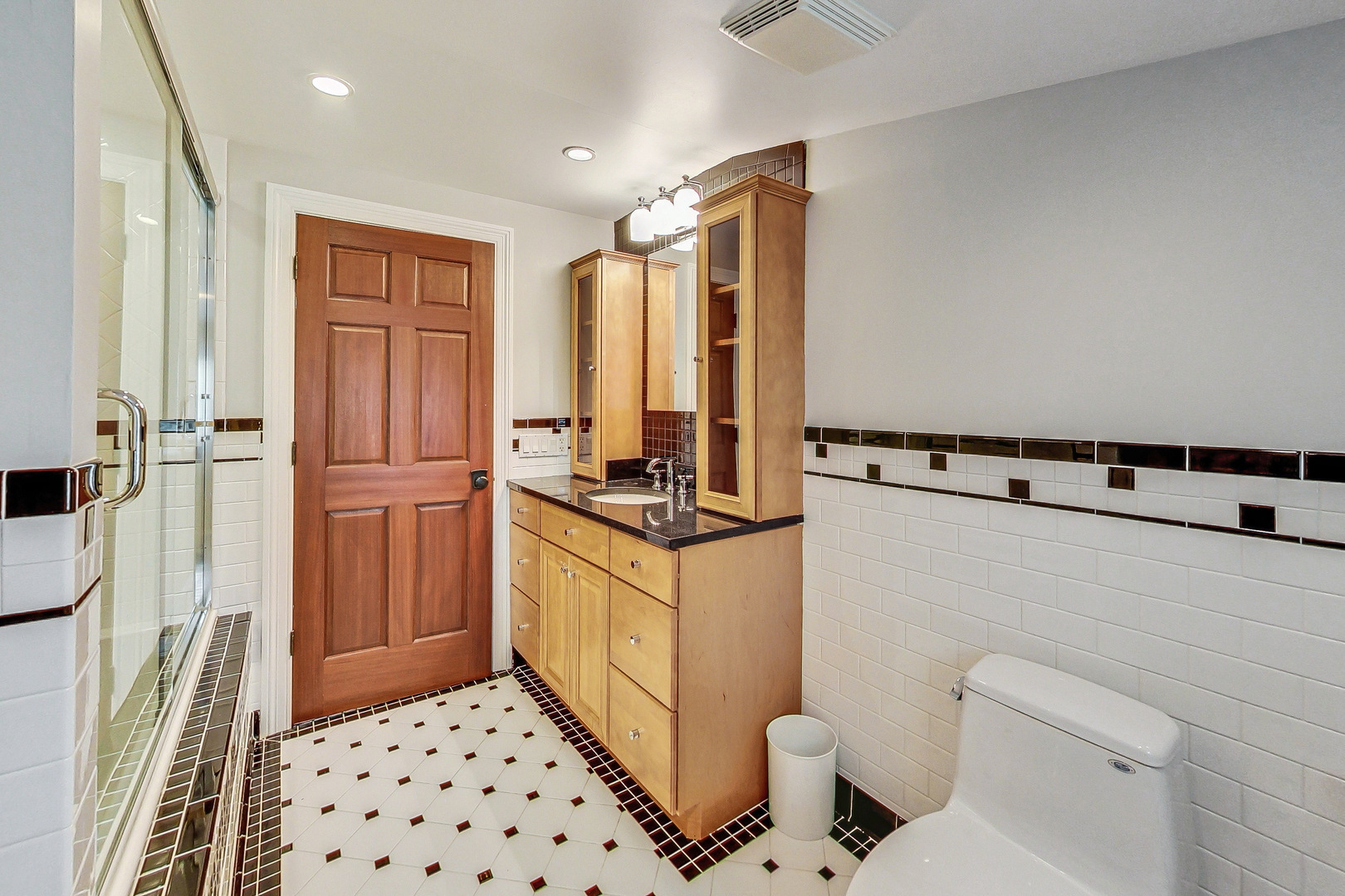 6654 N Kilbourn Avenue