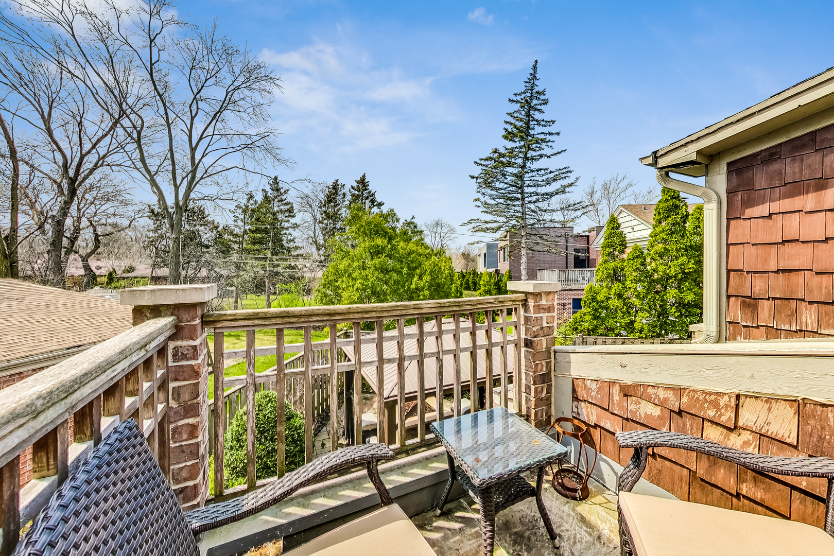 6654 N Kilbourn Avenue