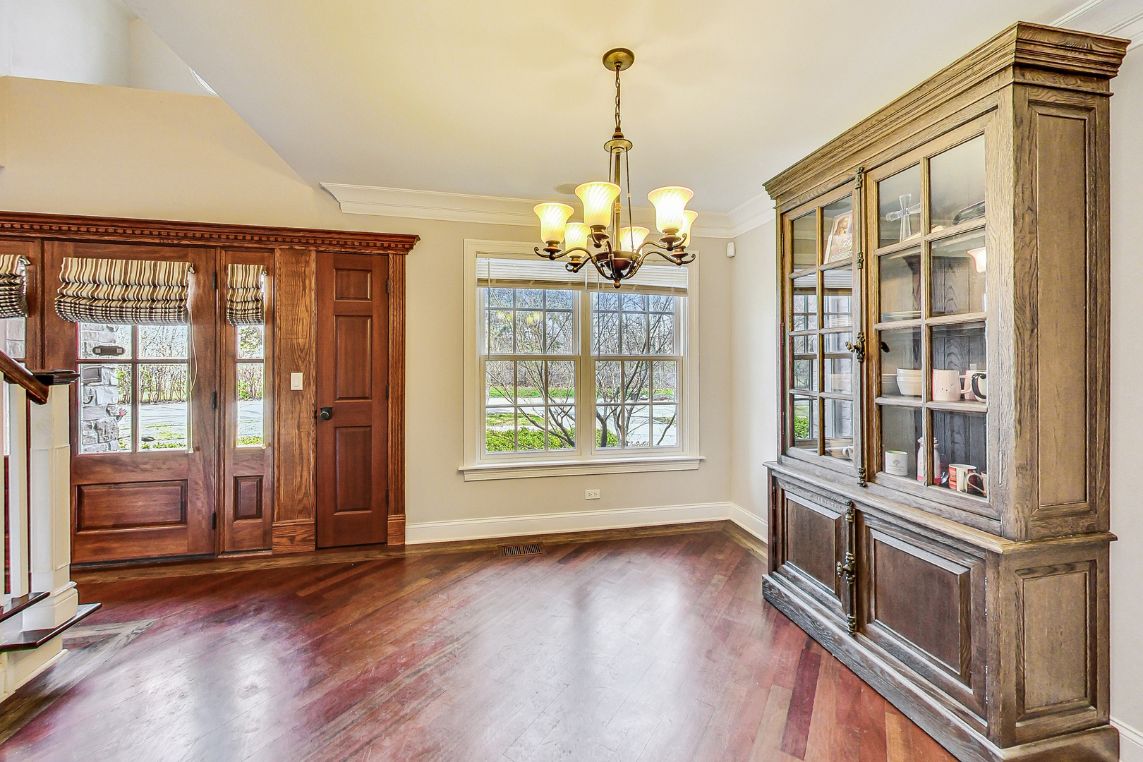 6654 N Kilbourn Avenue