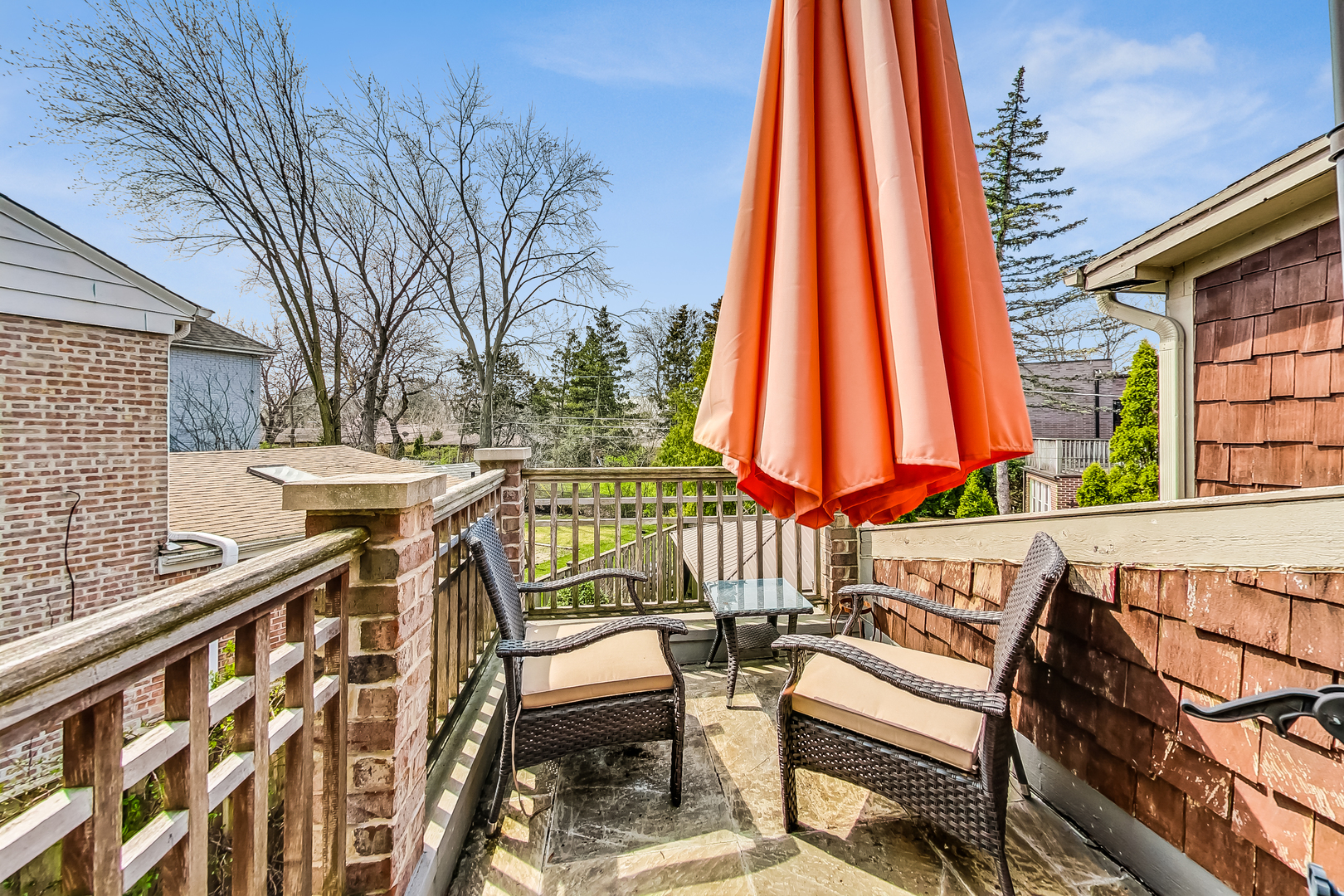 6654 N Kilbourn Avenue