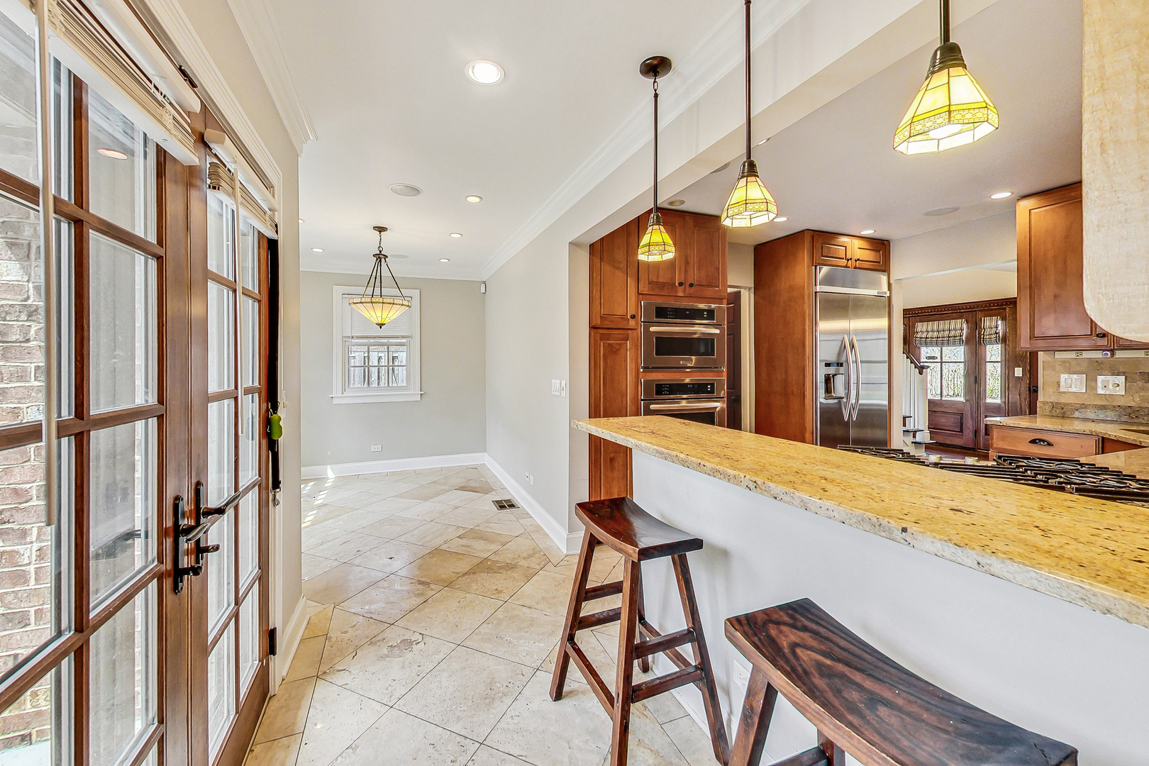 6654 N Kilbourn Avenue