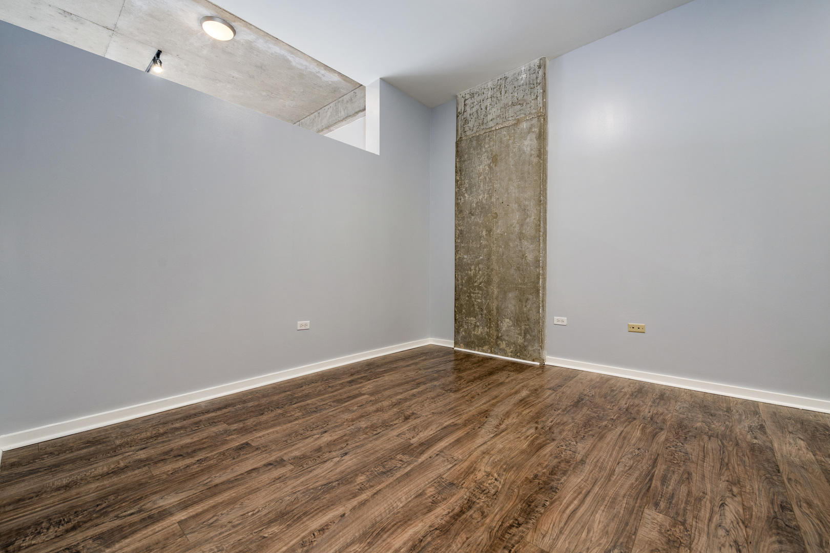 1620 S Michigan Avenue Unit: 1212