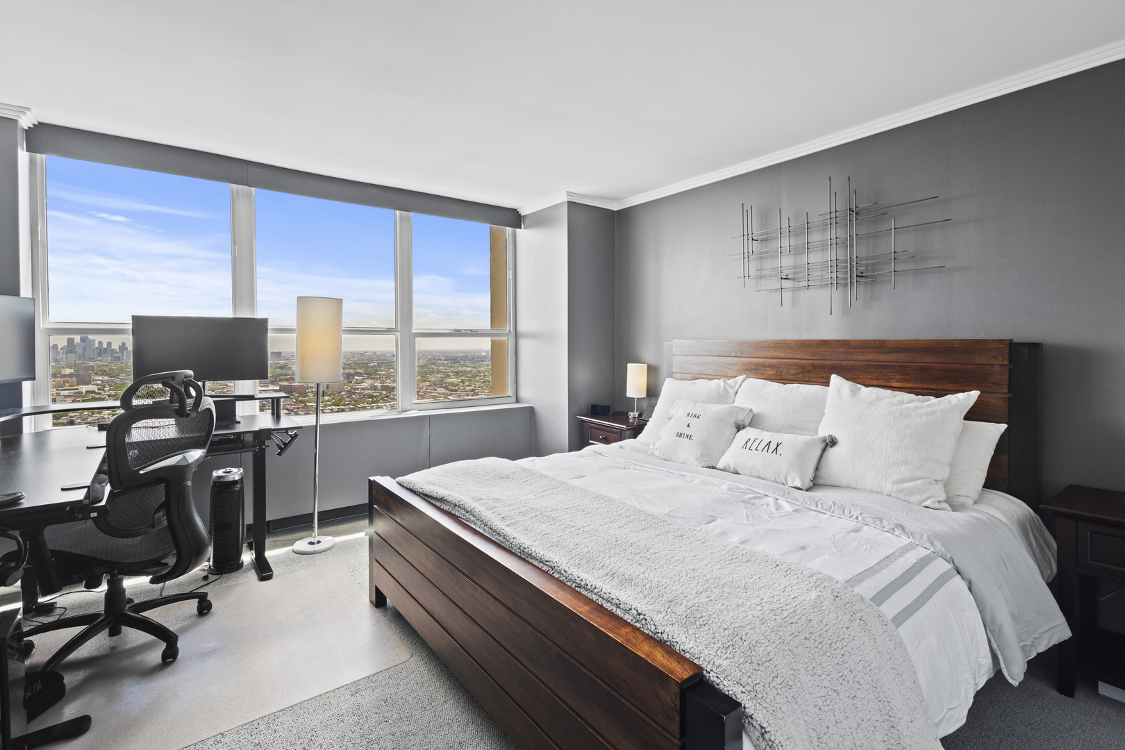 655 W Irving Park Road Unit: 4717