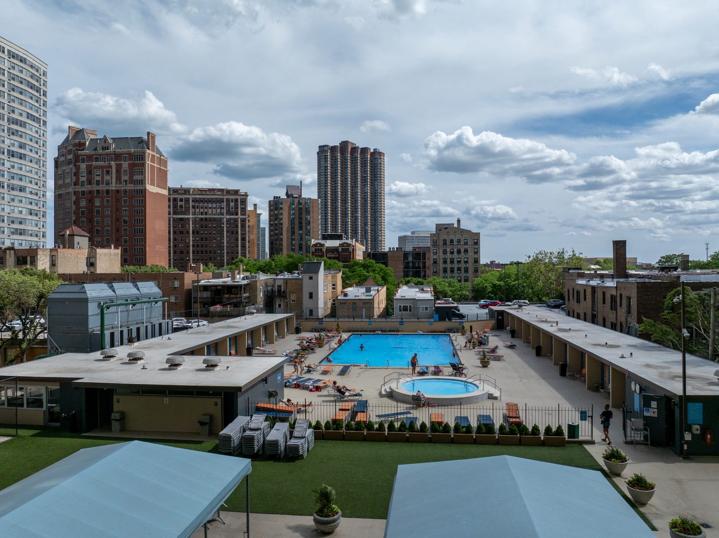 655 W Irving Park Road Unit: 4717