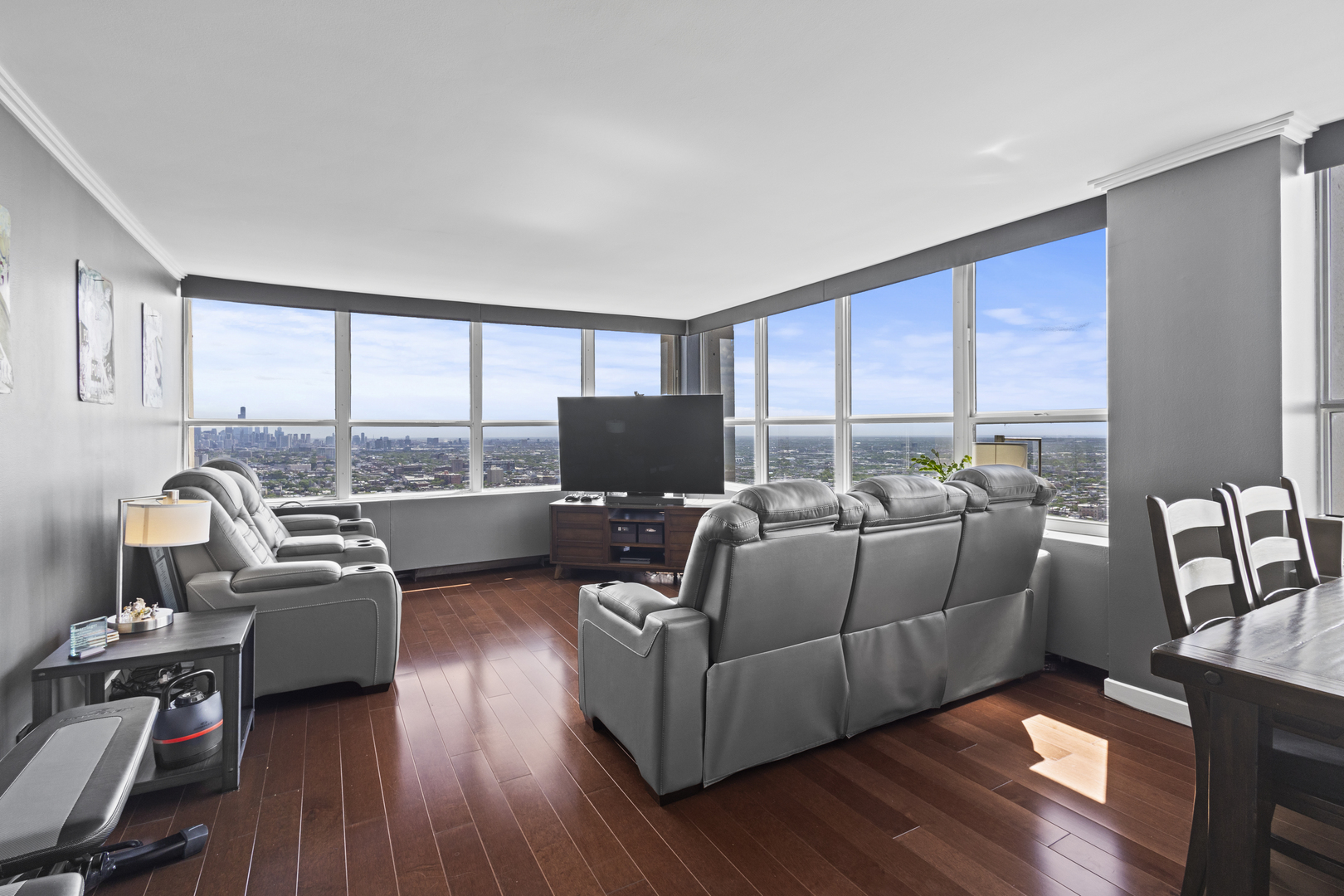 655 W Irving Park Road Unit: 4717