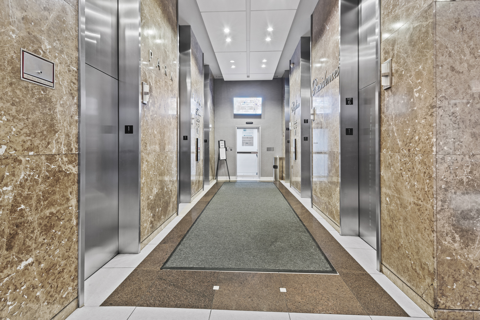 655 W Irving Park Road Unit: 4717