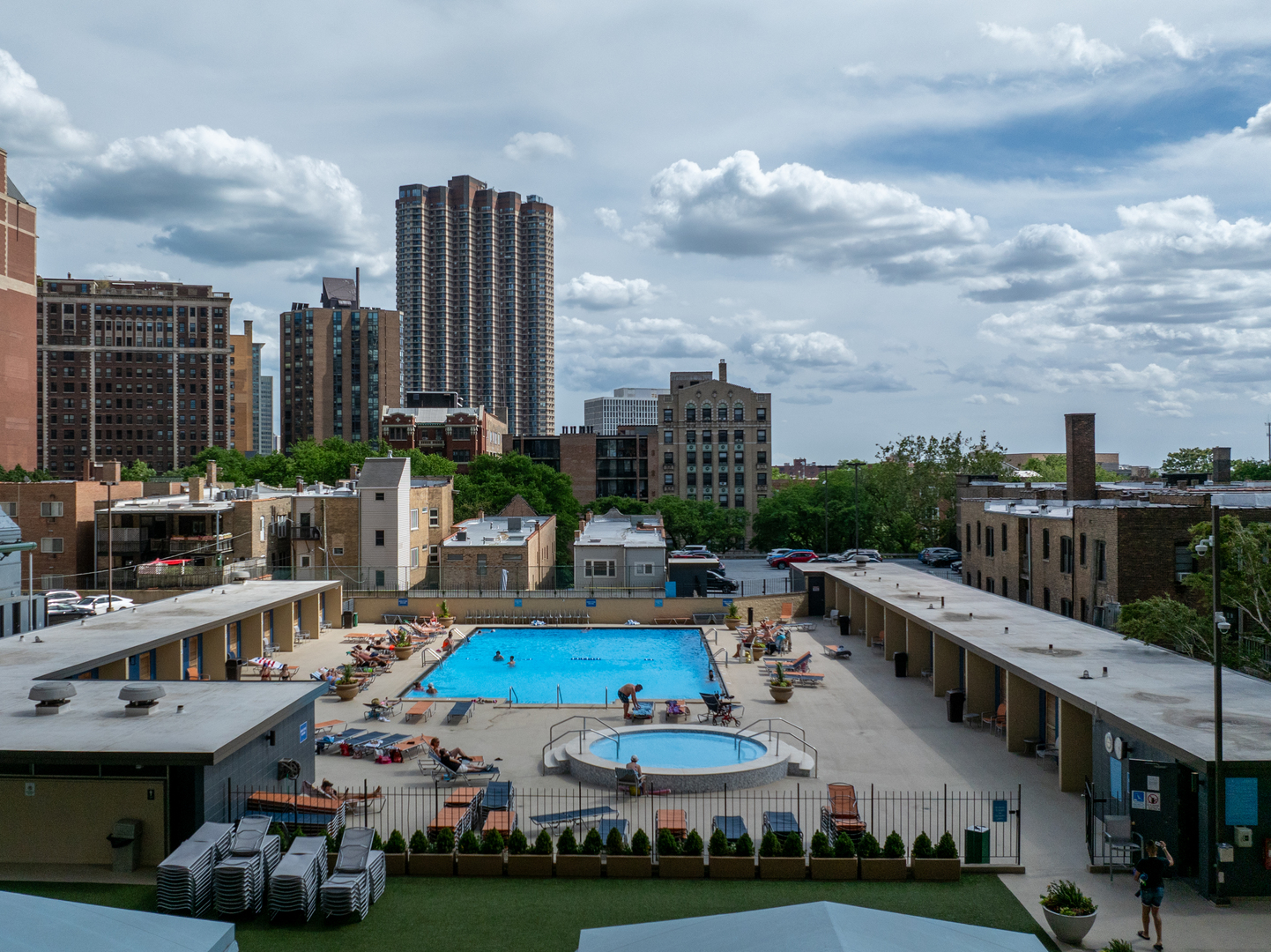 655 W Irving Park Road Unit: 4717