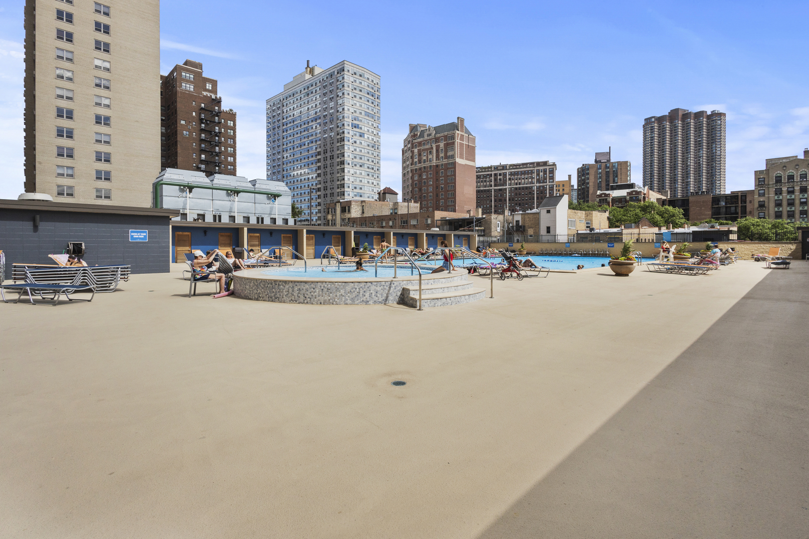 655 W Irving Park Road Unit: 4717