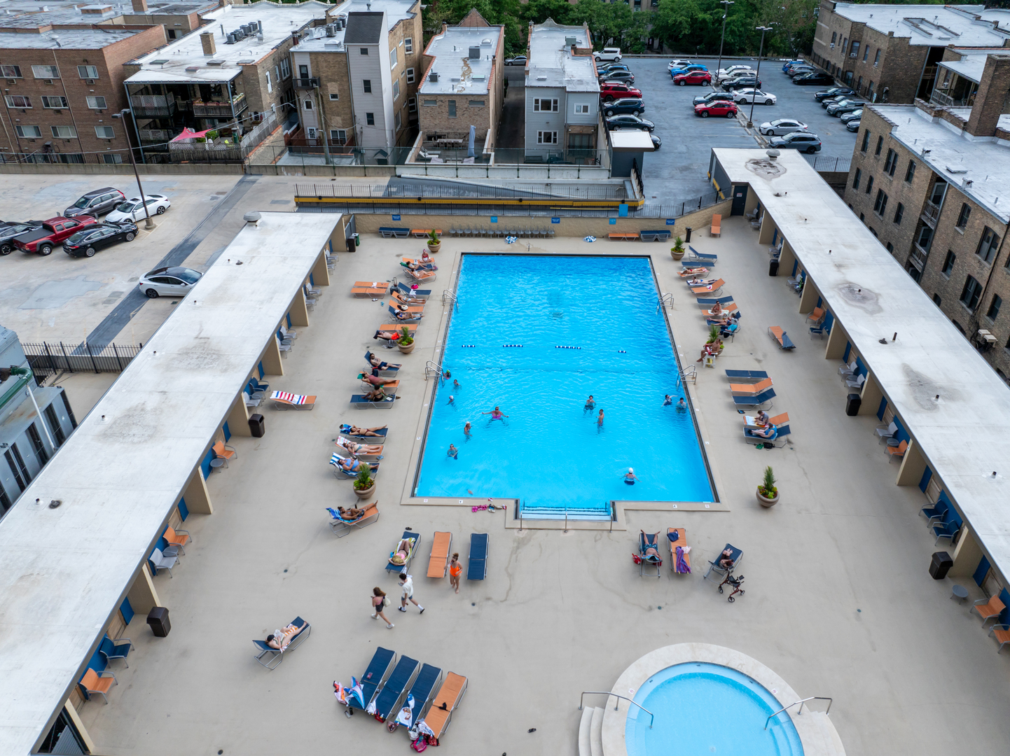 655 W Irving Park Road Unit: 4717