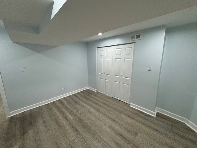 5823 N Rockwell Street Unit: G