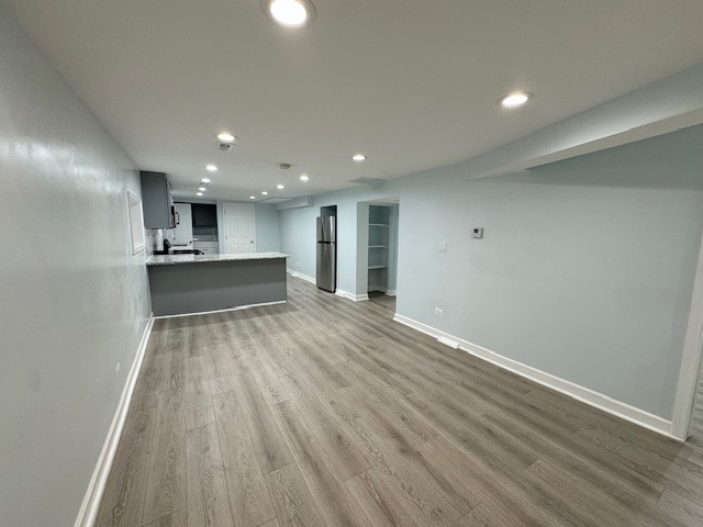 5823 N Rockwell Street Unit: G