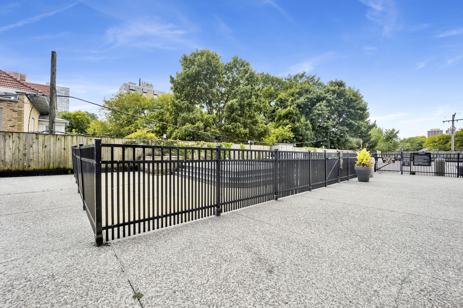 4250 N MARINE Drive Unit: 536