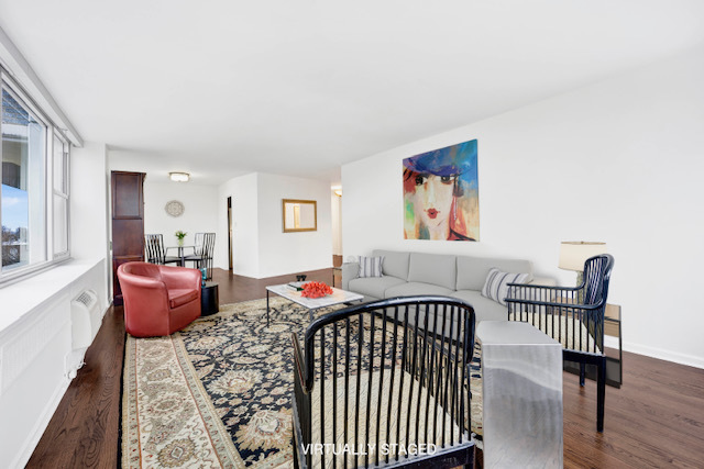 4250 N MARINE Drive Unit: 536