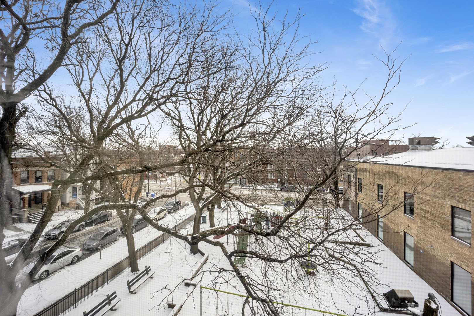 4812 N Hoyne Avenue Unit: 4