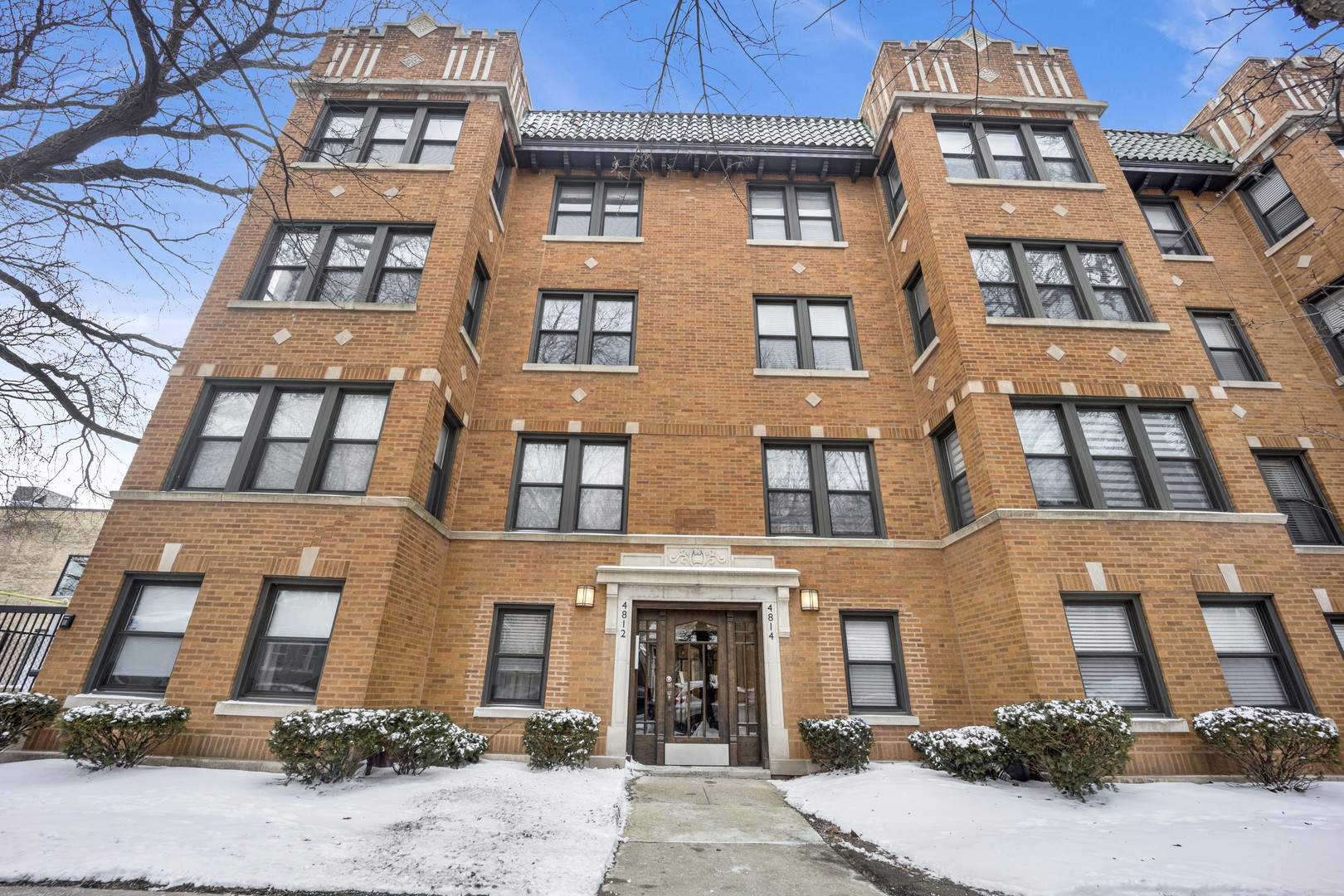 4812 N Hoyne Avenue Unit: 4