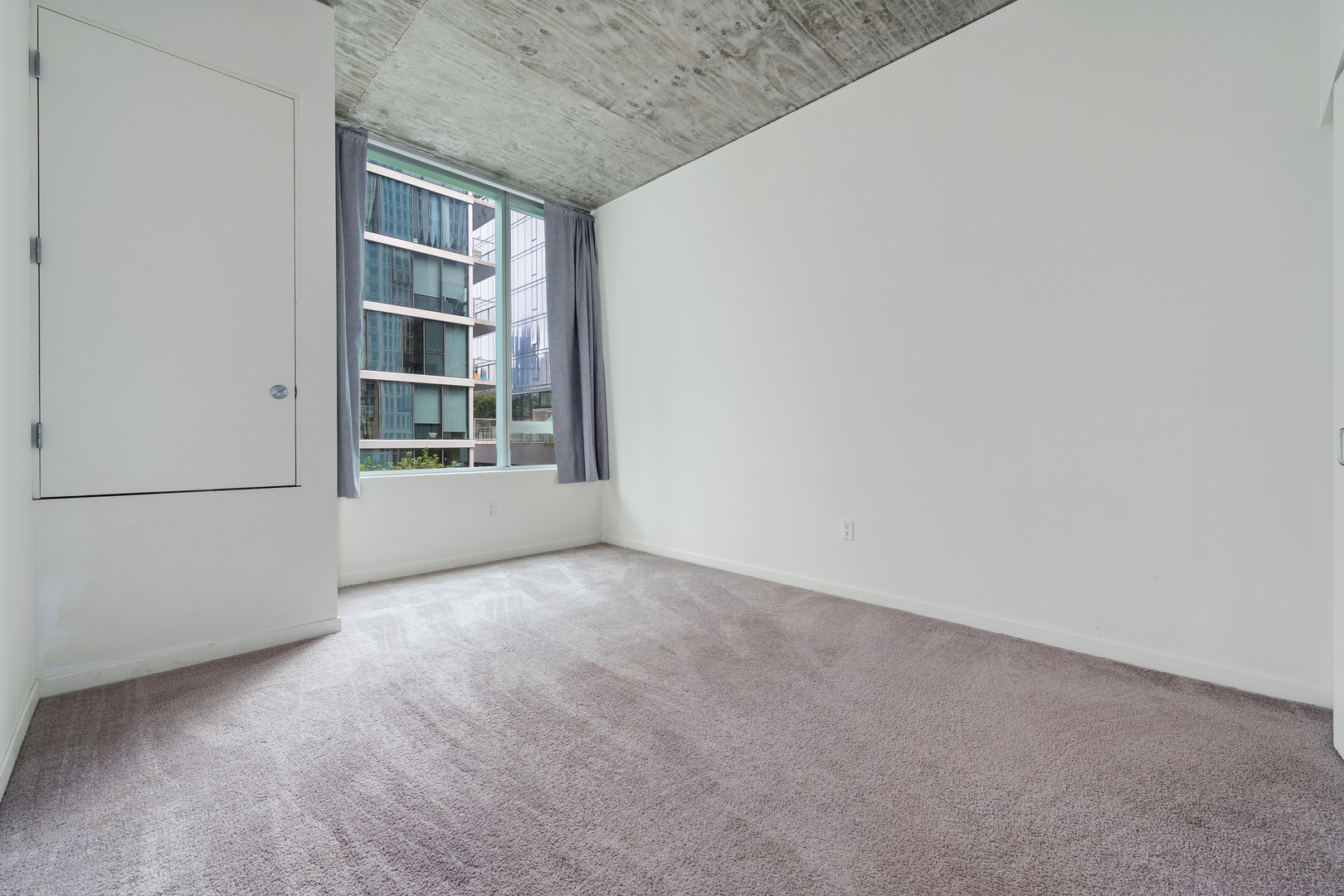 1345 S Wabash Avenue Unit: 609