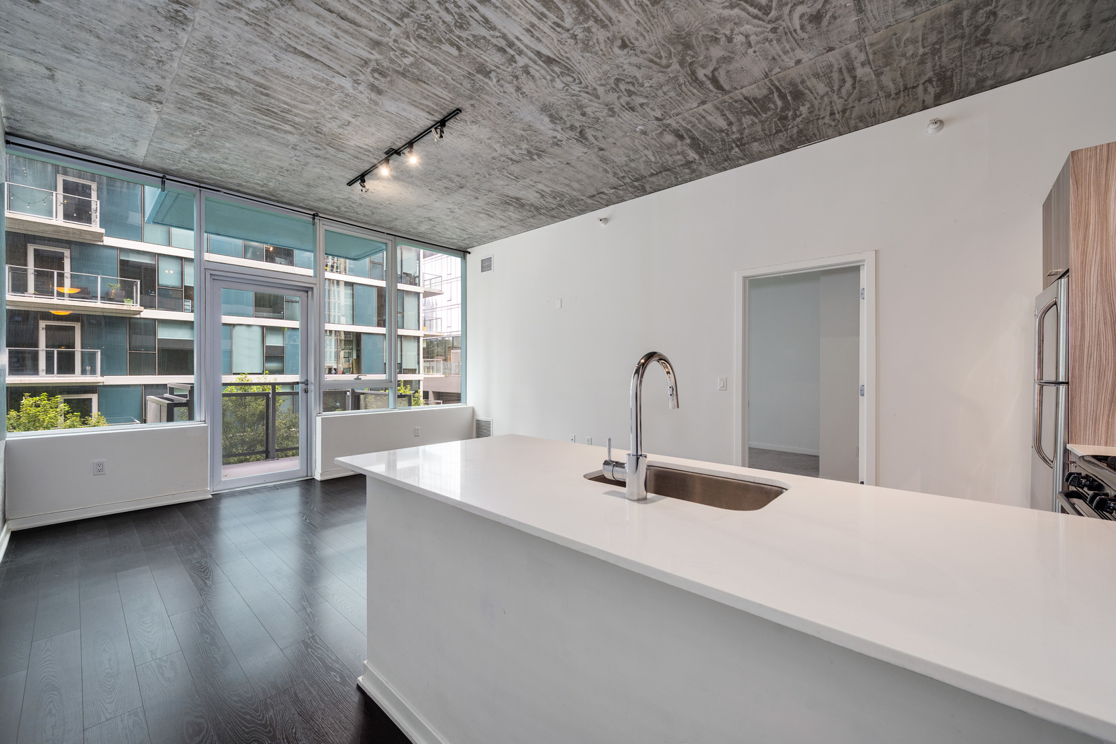 1345 S Wabash Avenue Unit: 609