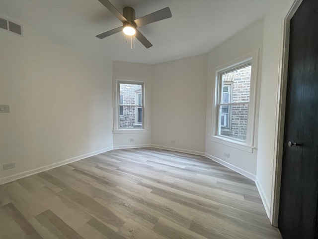 5618 N Artesian Avenue Unit: 2