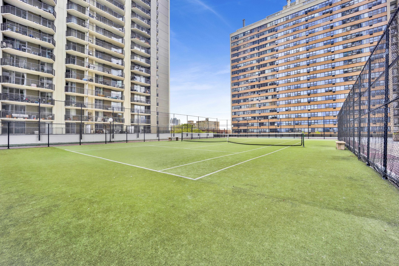 6033 N SHERIDAN Road Unit: 8E