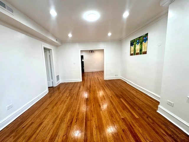 6724 N Campbell Avenue Unit: 2