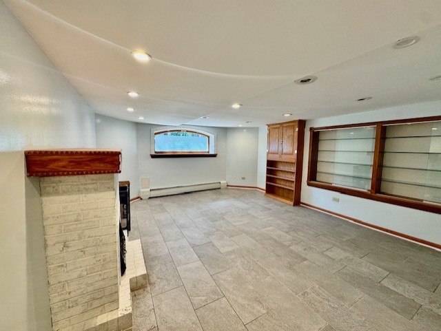 4249 N Francisco Avenue Unit: G