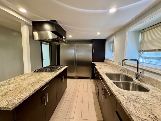 4249 N Francisco Avenue Unit: G