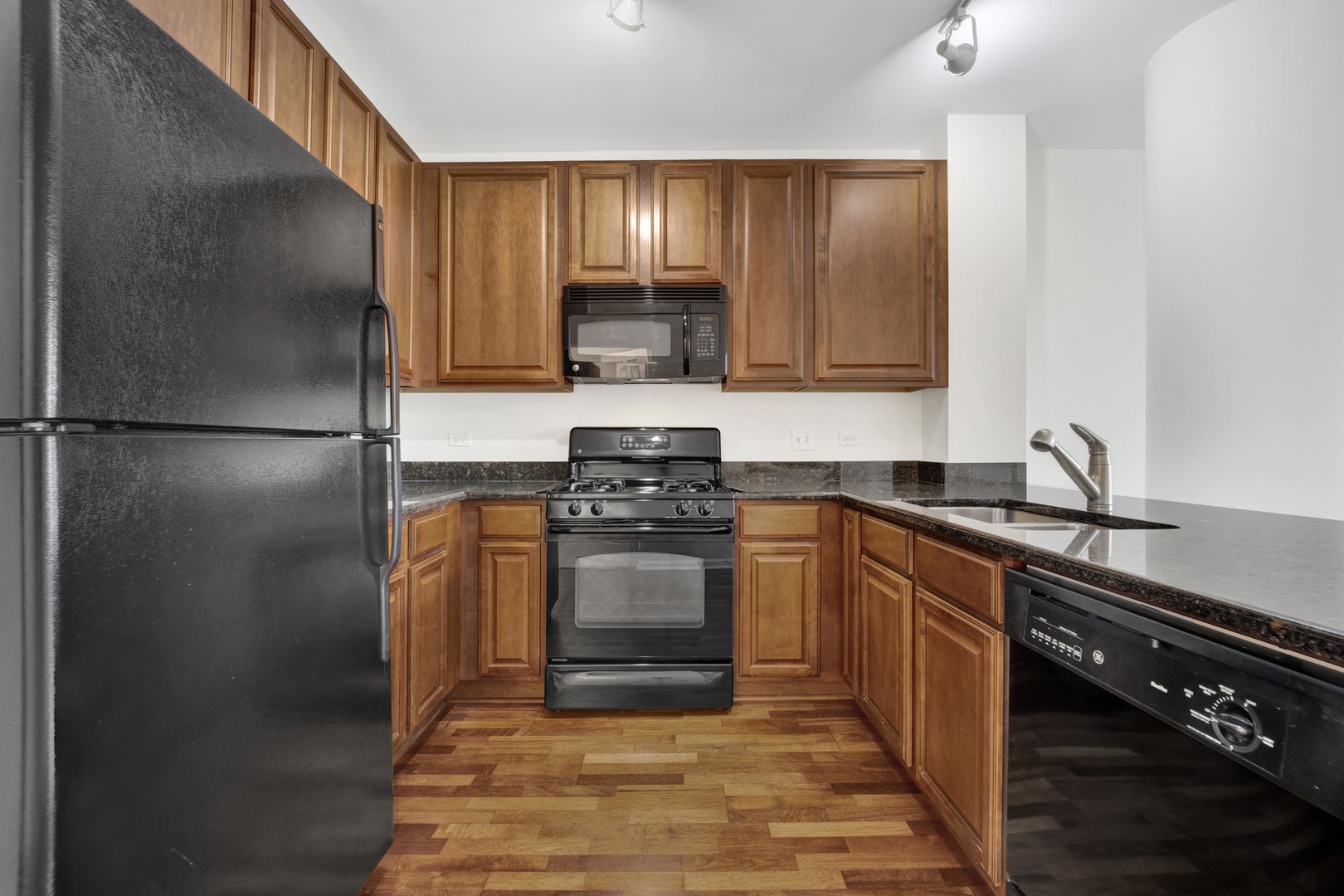 1255 S STATE Street Unit: 1704